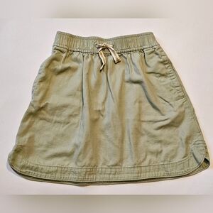 Crewcuts Girls' green twill skirt with dolphin hem, size L